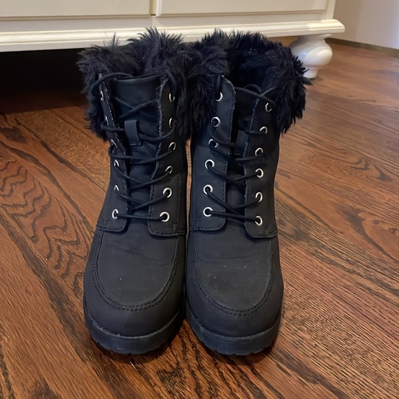 H&M wedge boots - Picture 3 of 3